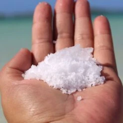 Fleur De Sel De Tahiti Sea Salt En Pot 140g -Monoï Boutique fleur de sel de tahiti sea salt en pot 140g 4